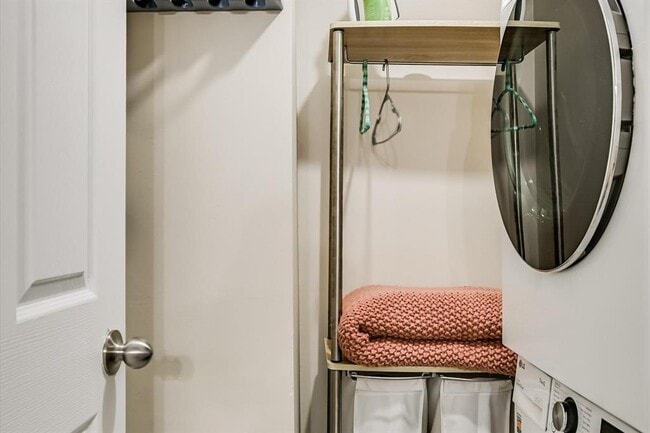 Building Photo - 5033 Fort Clark Dr