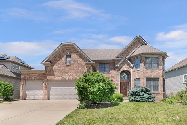 Building Photo - 770 Cole Dr