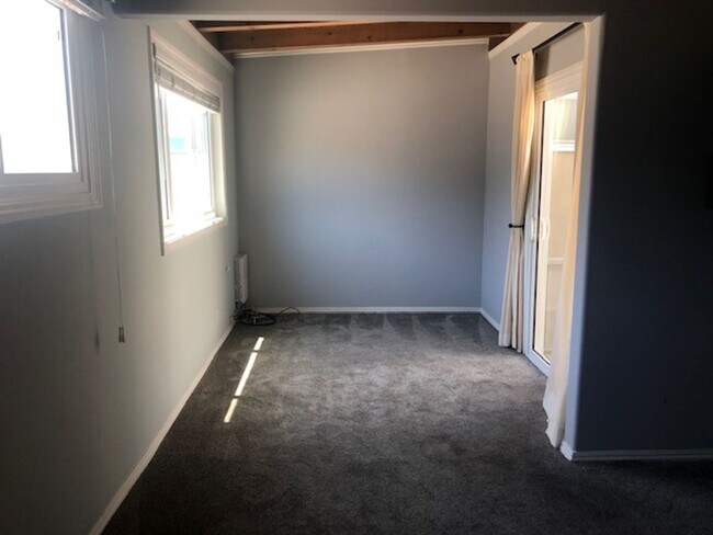 Building Photo - WSR Real Estate Inc.