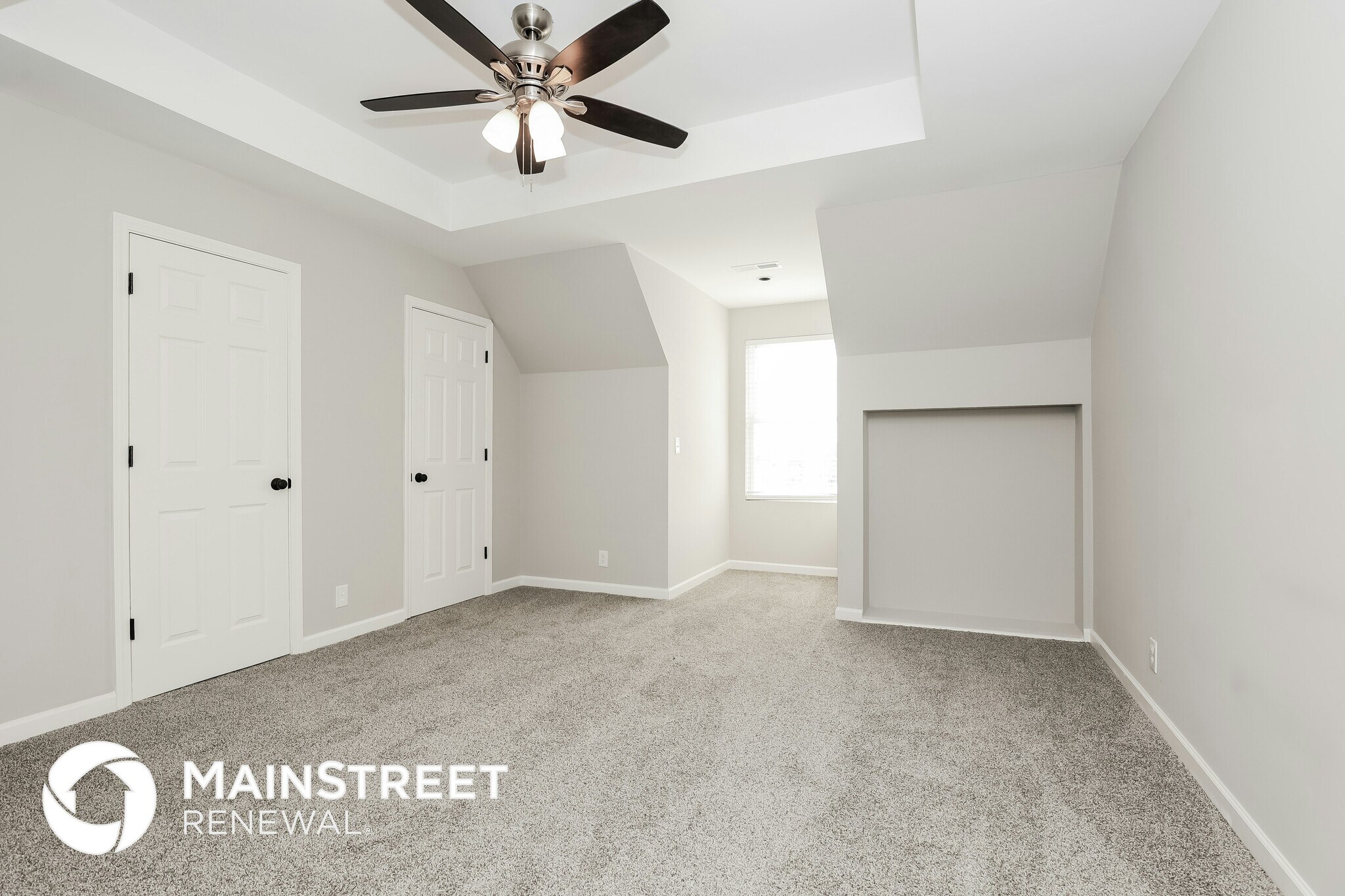 Building Photo - 801 Clouddale Ct