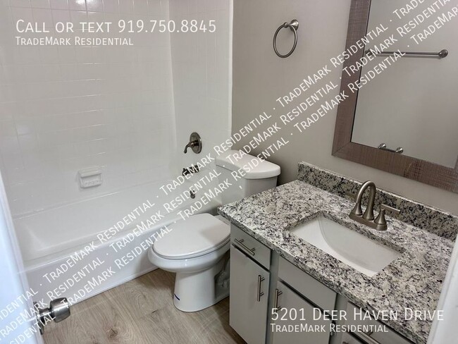 Building Photo - 5201 Deer Haven Dr