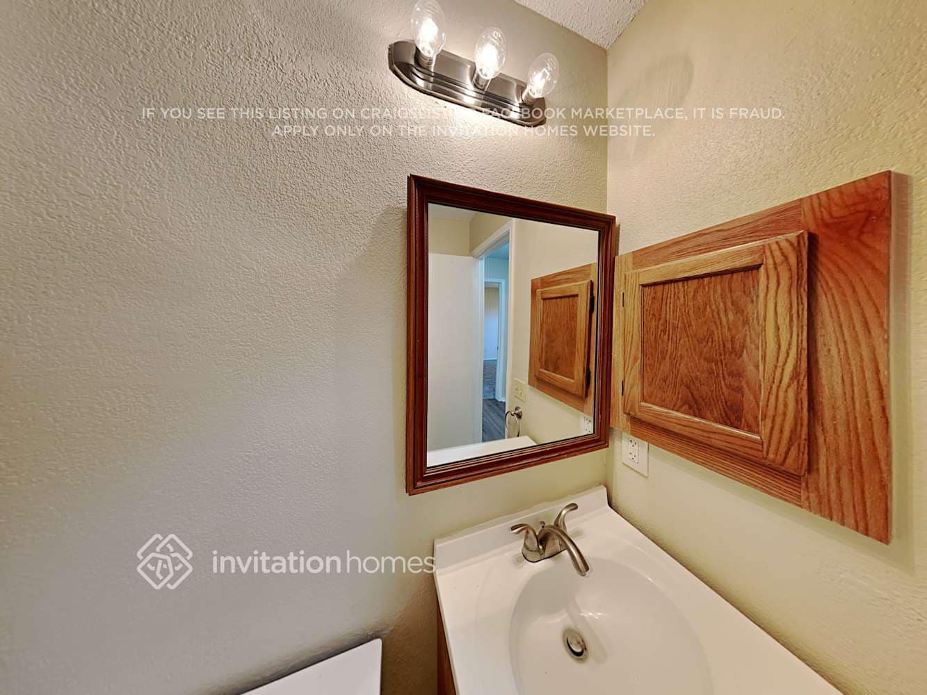 Building Photo - 305 Iberis Dr