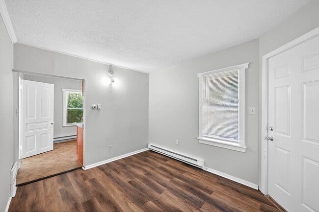 Building Photo - 959 Earl St