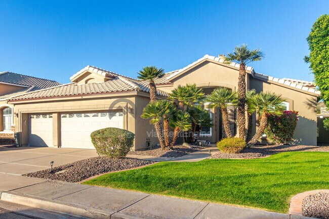 Building Photo - 2738 E Silverwood Dr