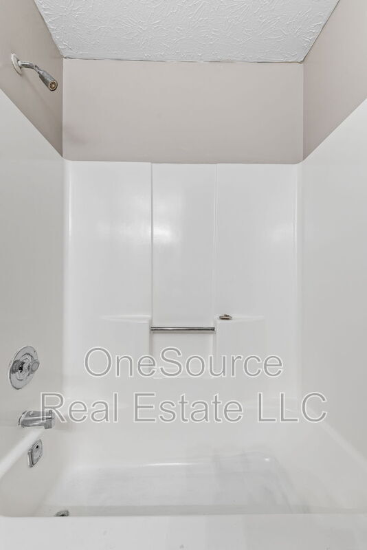 Building Photo - 3606 N Hopkins Ct