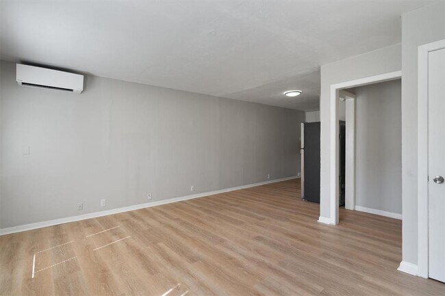 Building Photo - 1012 Barbara Dr