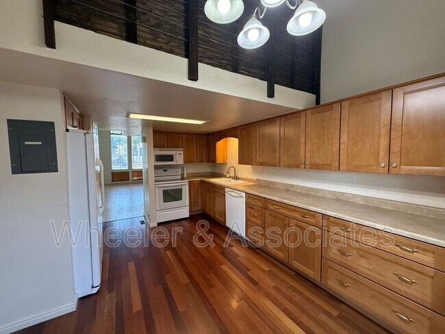 Building Photo - 1781 E 5725 S