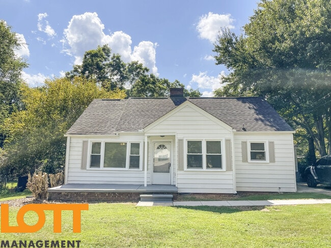 Building Photo - 406 S Texas Ave