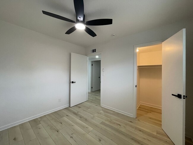 Building Photo - Fresh, Fun, 3-bed, 1-bath Lamesa Home