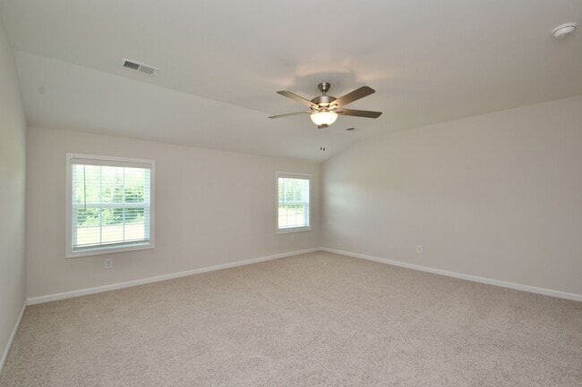 Building Photo - Brand New Hugston Home Near Lee Scott Acad...