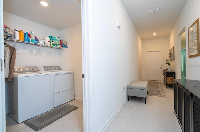 Building Photo - 5391 Preserve Blvd