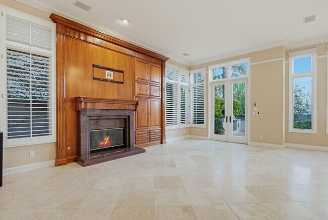 Building Photo - Gorgeous Custom Built Scripps Ranch Home Available Now!