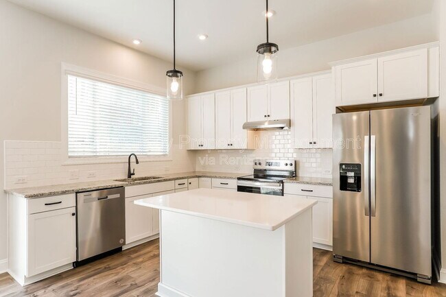 Building Photo - 360 Murray Grey Ln