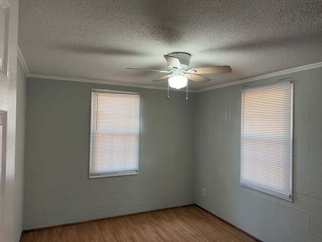 Building Photo - Lexington Area - Call Lexington office for information and to view 803-359-0793