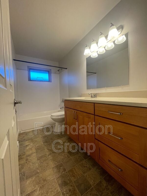Building Photo - 4238 27th Ave W
