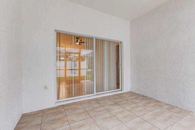 Building Photo - 19332 Everton Pl