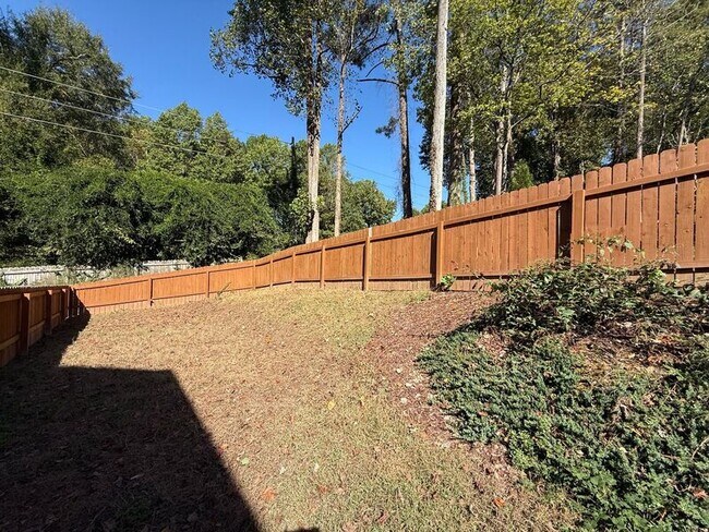 Building Photo - 3204 Plaza Pl