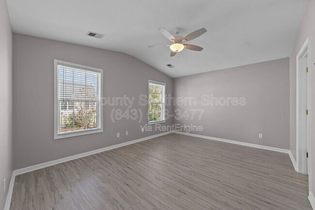 Building Photo - 359 Vesta Dr