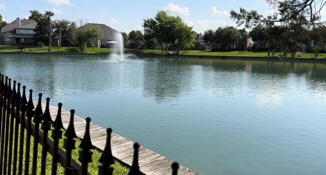 Building Photo - 6811 Sable River Ct