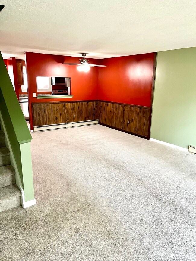 Building Photo - 16 Seymour Rd