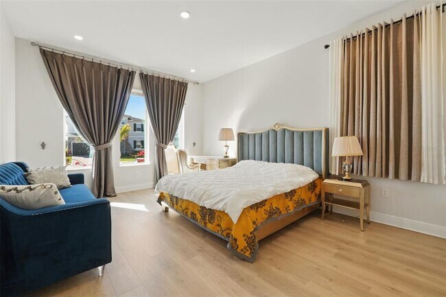 Building Photo - 16008 Volterra Point