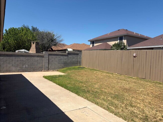 Building Photo - 11141 Salado Dr