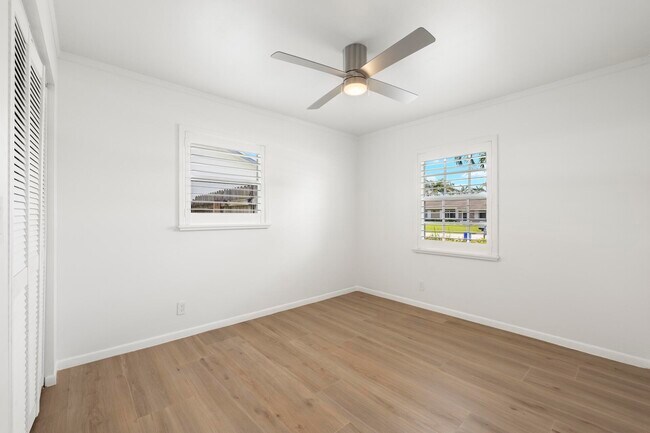 Building Photo - 3827 Barkis Ave