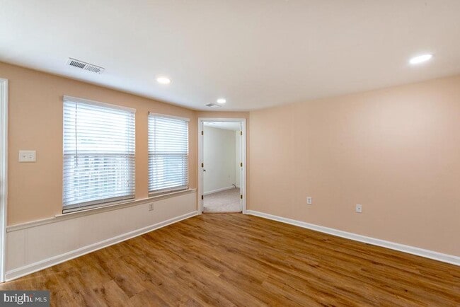 Building Photo - 4356 Pembrook Village Dr