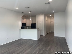 Building Photo - 6942 Crestway Rd