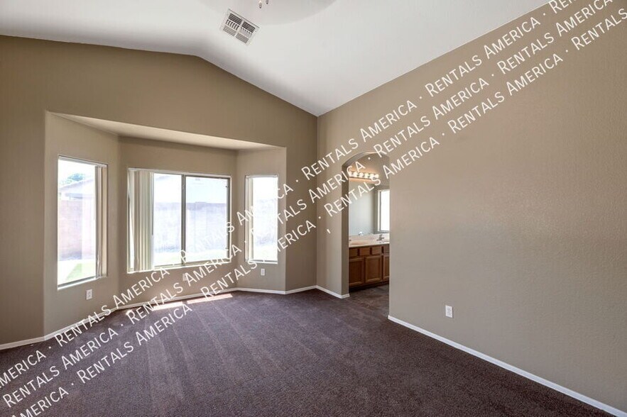 Building Photo - 3859 E Longhorn Dr