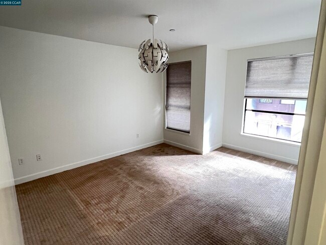 Building Photo - 6501 San Pablo Ave