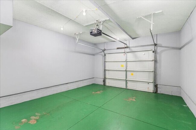 Building Photo - 7208 Billy Goat Dr