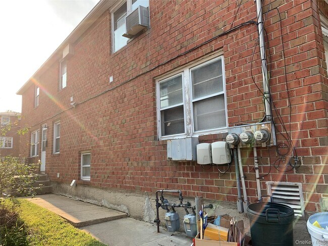 Building Photo - 29-04 204th St