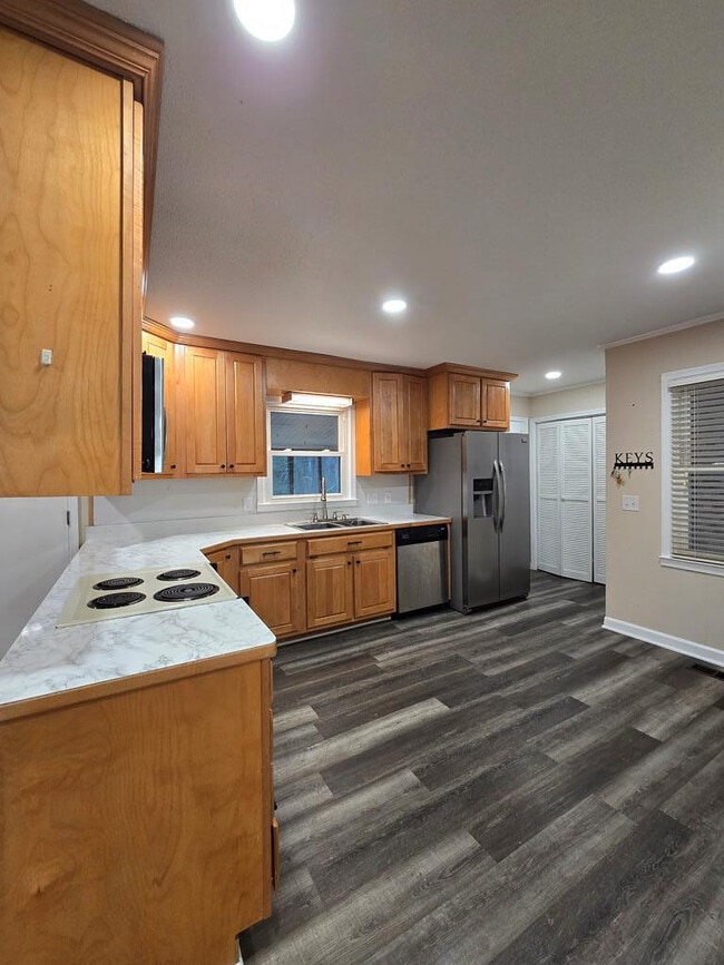 Building Photo - 3 Valleybrook Ct