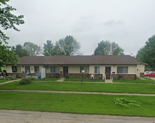 Building Photo - 340 S Rowe Ln