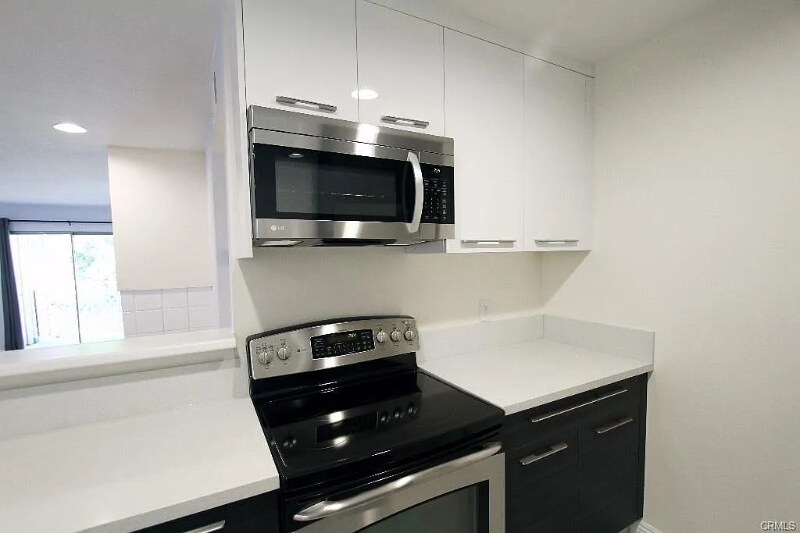 Building Photo - 23617 Golden Springs Dr