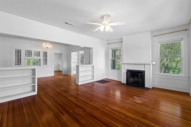 Building Photo - 1117 Enfield Rd