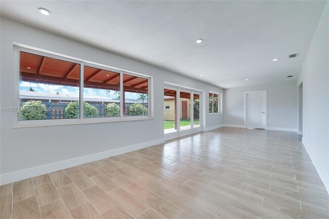 Building Photo - 8952 SW 10th Terrace