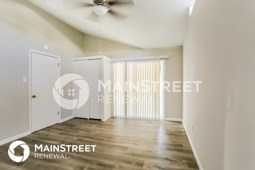 Building Photo - 2475 Lawndale Ave