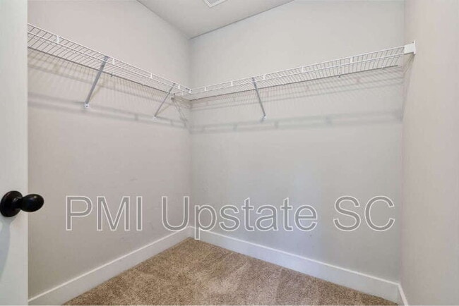 Building Photo - 1069 Millison Pl