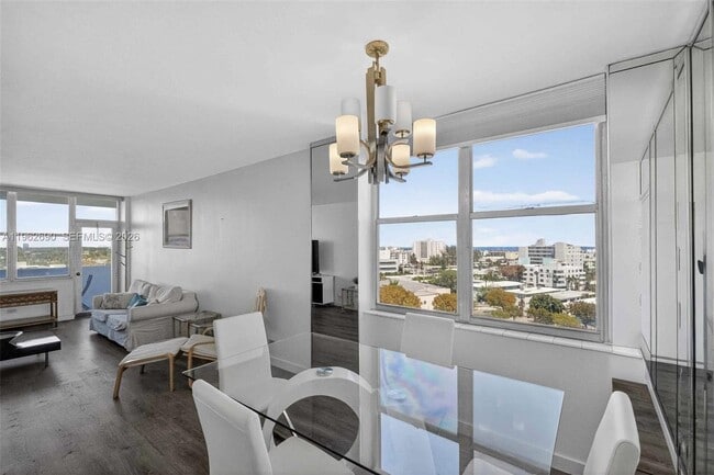 Building Photo - 7441 Wayne Ave