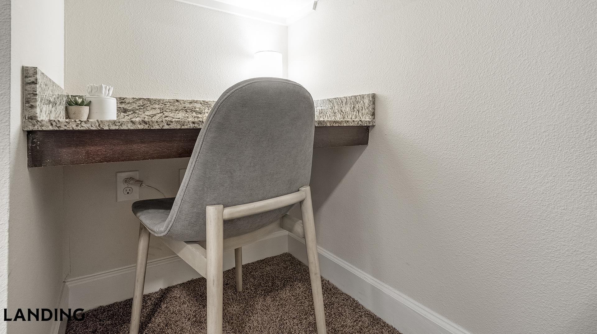 Building Photo - 2745 Westpointe Dr