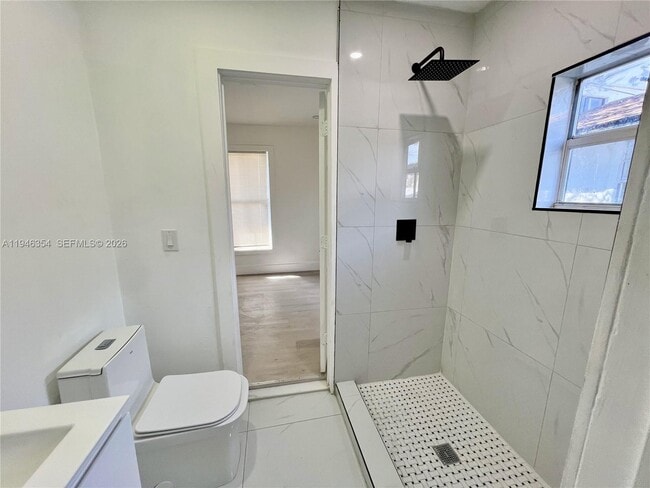 Building Photo - 1800 SW 3rd St