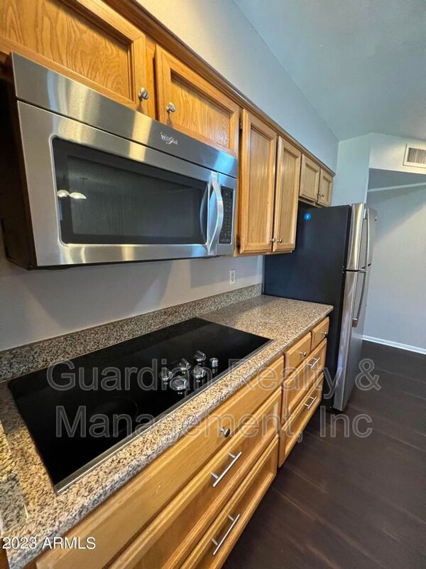 Building Photo - 8121 N 16th Dr