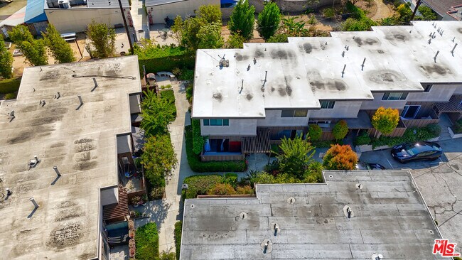 Building Photo - 4575 Inglewood Blvd