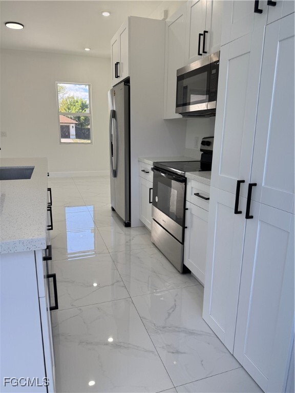 Building Photo - 1832 Lindsay St