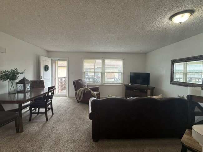 Building Photo - 1522 Trent Ct