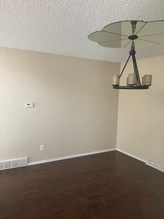 Building Photo - Gorgeous Home for Rent in Denver!