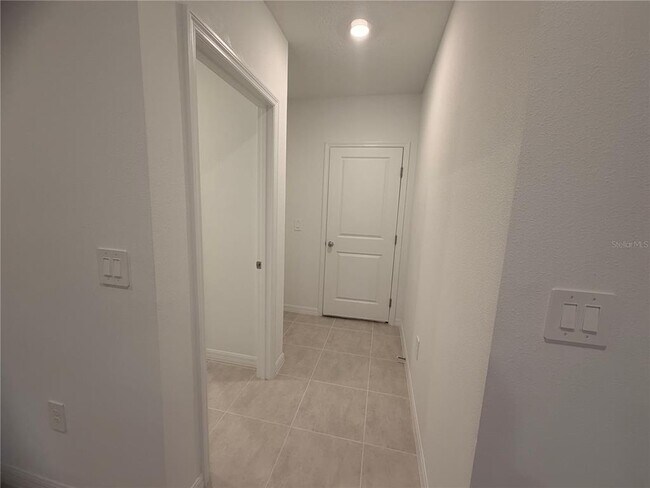 Building Photo - 4718 Yellow Elder Wy