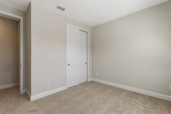 Building Photo - 14167 Pier Ln